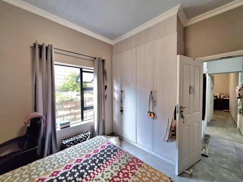 2 Bedroom Property for Sale in Bergsig Western Cape